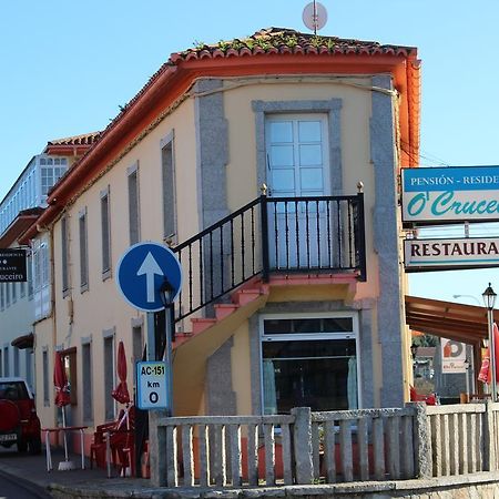O Cruceiro Hotel Puentedeume Buitenkant foto